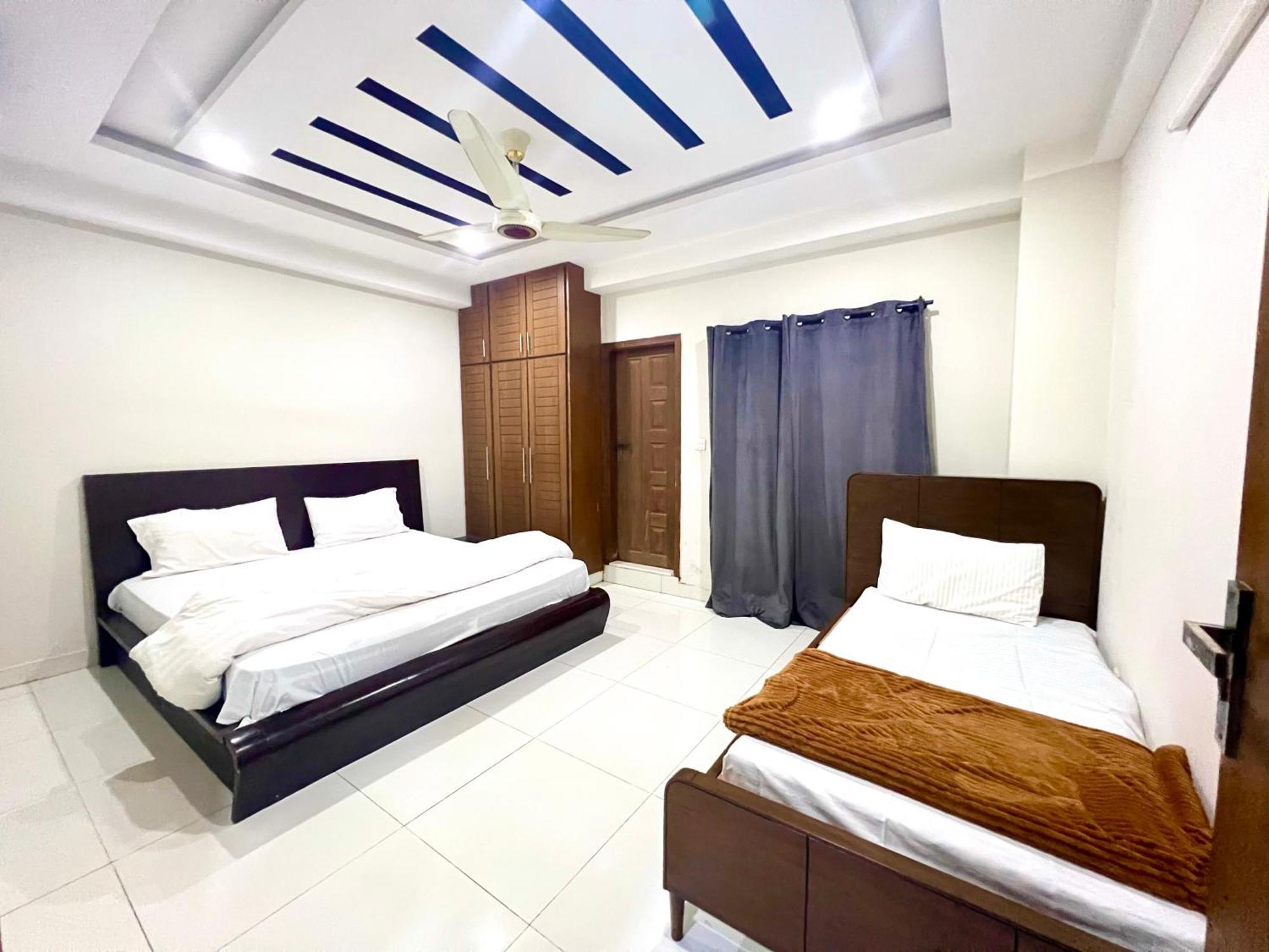 Luxury Apartment Rentals イスラマバード エクステリア 写真